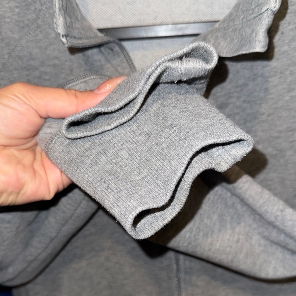 Danskin- Women’s Gray Zip-Up Jacket Size Medium - Picture 7 of 13